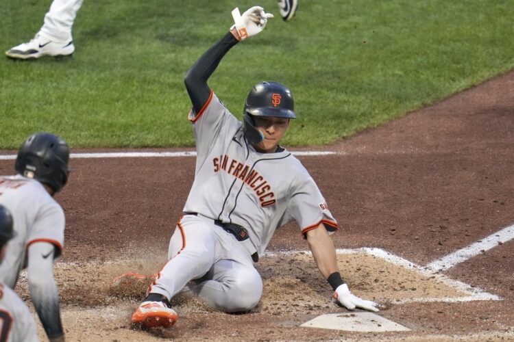 Logan Webb strikes out 10 in 6 innings as the Giants beat the Pirates 8-1